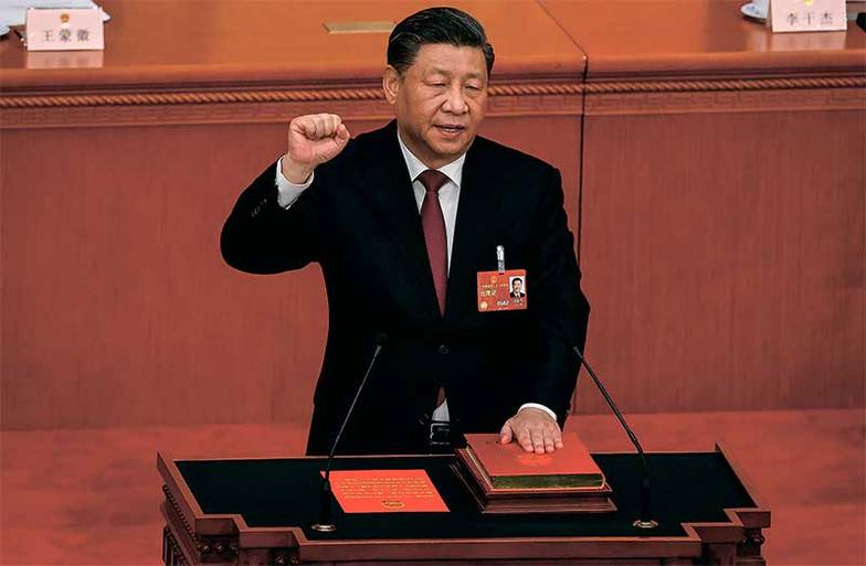 TASS Депутаты Всекитайского собрания народных представителей переизбрали Си Цзиньпина председателем КНР и Центрального военного совета. Он стал первым в истории страны председателем, утвержденным на третий пятилетний срок