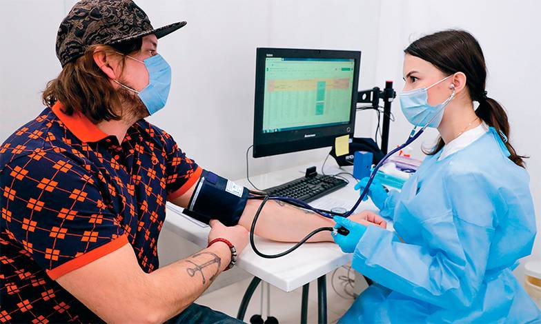 МИХАИЛ МЕТЦЕЛЬ/ТАСС 