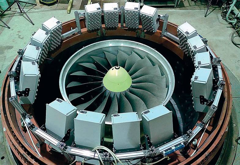 ПРЕДОСТАВЛЕНО ПРЕСС-СЛУЖБОЙ ЦИАМ ИМ. П. И. БАРАНОВА Вентилятор двигателя ПД-14 на испытаниях в ЦИАМ им. П. И. Баранова