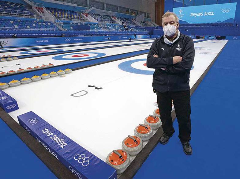 ZUMA\TASS Бассейн «Водяной куб» по проекту Захи Хадид к зимней Олимпиаде трансформирован арену для керлинга. После Игр он превратится в универсальный спортивный зал