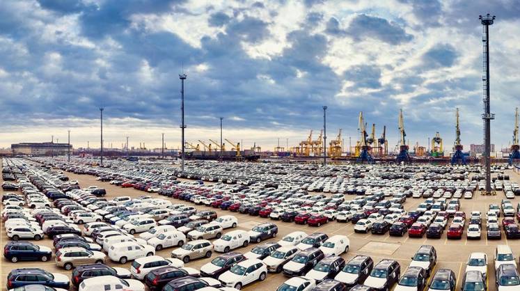 Global Ports в мае приняла в Санкт-Петербурге пять тысяч китайских легковых автомобилей