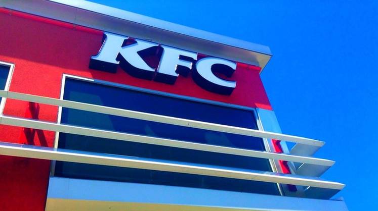 Холдинг AmRest, управляющий российскими ресторанами KFC, договорился о продаже бизнеса в РФ