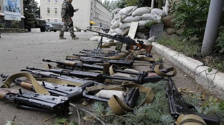 Рязанские десантники и части спецназа осваивают оружие НАТО