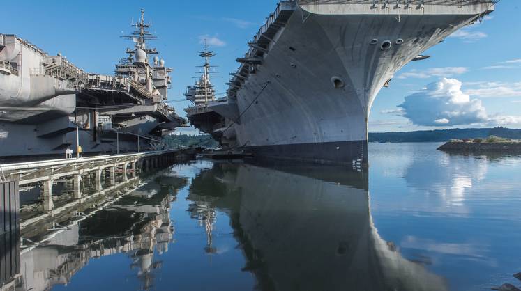 США пригрозили остановить поставки иранской нефти в Китай