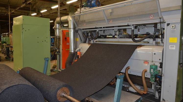 Московский завод увеличил на четверть выпуск материала для обувных фабрик в 2021 году