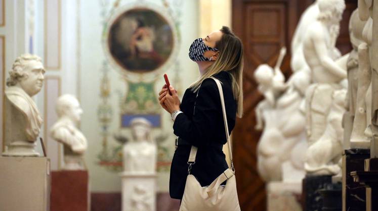 В России за сутки выявлено 26,5 тысяч новых случаев COVID