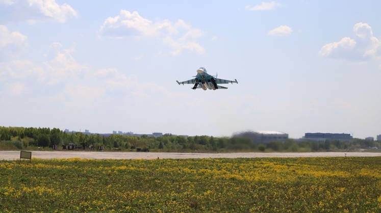 Россия вдвое нарастила выпуск самолетов Су-34 и Су-35 для нужд спецоперации