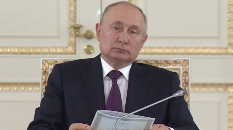 Путин указал на ничтожность любых попыток вычеркнуть русскую культуру из мирового наследия