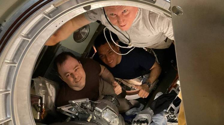 Два российских космонавта и астронавт NASA вернутся с МКС на Землю в ближайшие часы