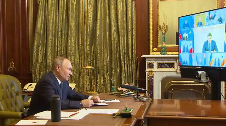 Путин попросил губернаторов следить за соблюдением законов при проведении частичной мобилизации