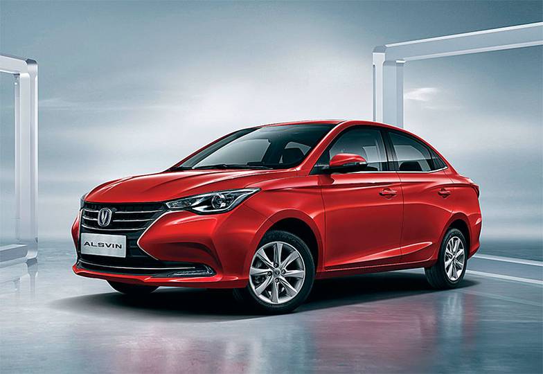 ПРЕДОСТАВЛЕНО КОМПАНИЕЙ CHANGAN Марка Changan за последние два месяца более чем вдвое увеличила свой модельный ряд в России, до 14 моделей. На фото: новый бюджетный седан Alsvin по цене от 1,6 млн рублей