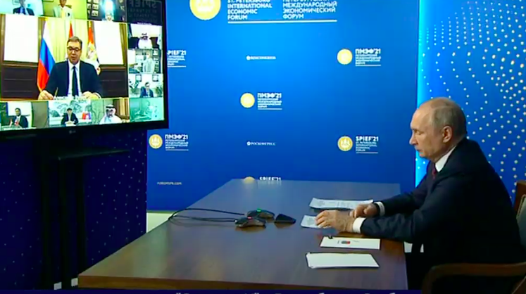 В рамках ПМЭФ состоялся запуск производства «Спутника V» в Аргентине и Сербии