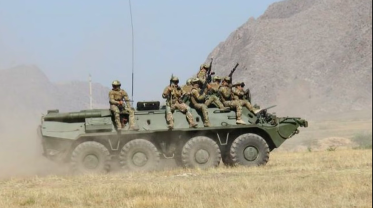 Таджикистан и Киргизия отвели войска от границы