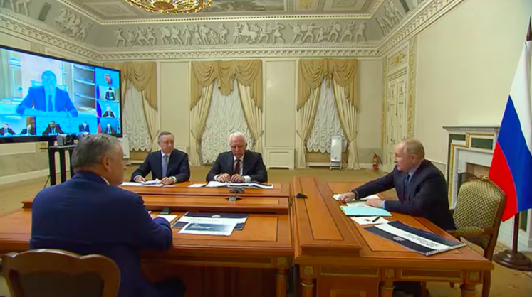 Путин предложил построить ЦКАД в Санкт-Петербурге