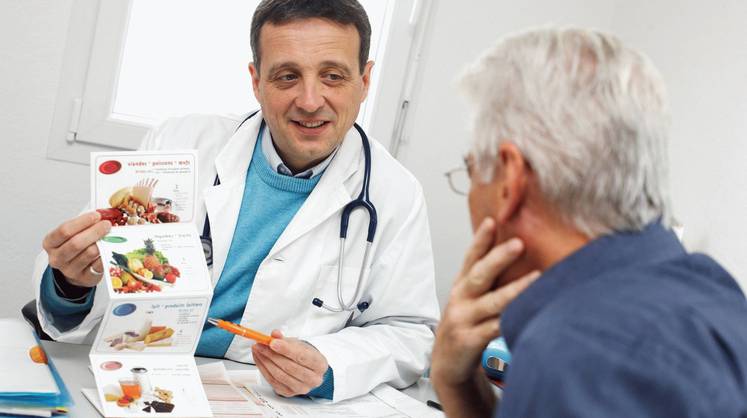 Медик перечислил продукты, которые противопоказаны при постковидном синдроме