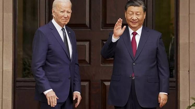 Байден в переговорах с Си Цзиньпином вновь перешел «красную линию»