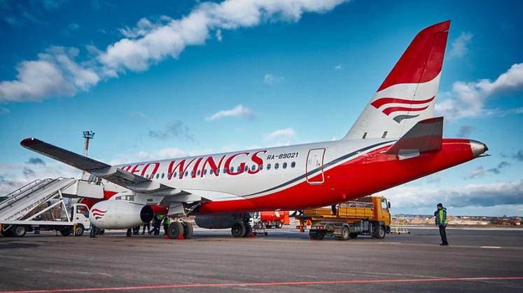 Авиакомпания Red Wings в 2022 году увеличит парк SSJ100 до 18 лайнеров