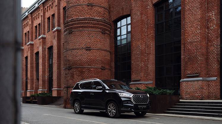 Стартуют продажи новой версии семиместного внедорожника Rexton