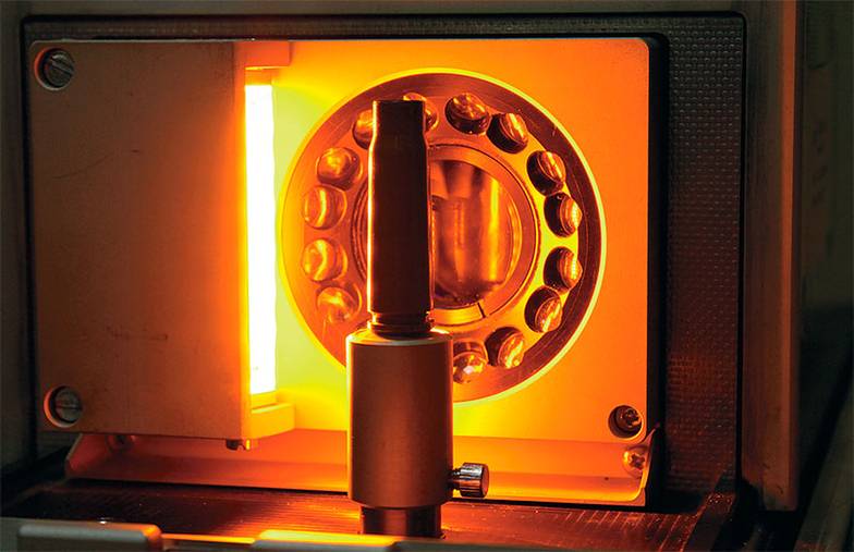 «Папилон» Баллистический сканер формирует 3D-модель пули или гильзы и заносит ее в базу, чтобы затем можно было найти серийный номер оружия, из которого был сделан выстрел