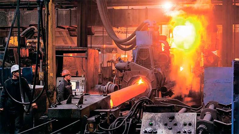 ЛТК «Свободный сокол» Рождение трубы: выход из центробежной машины