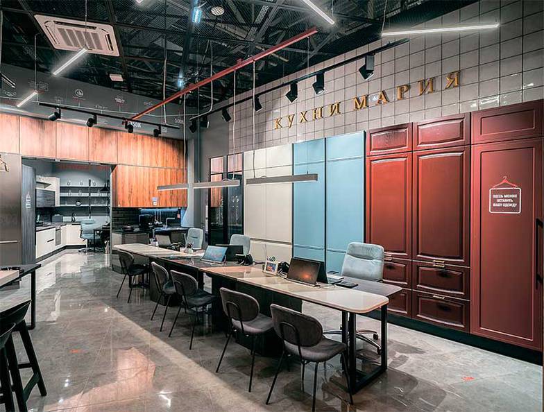 фабрика мебели «Мария» 90 процентов выручки компании приносит основная линейка кухонь «Мария». Но компания планирует расширять производство бюджетных кухонь «Едим дома!», а также шкафов, гардеробных и мебели для ванных комнат