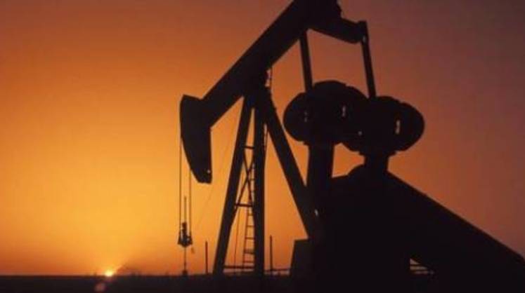 ОПЕК+ достиг предварительного соглашения о дополнительном сокращении добычи нефти