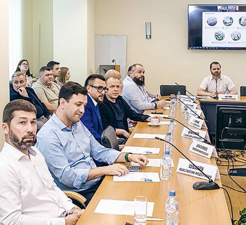 «ЭКСПЕРТ ЮГ» У участников круглого стола, на котором обсуждался проект застройки старого аэропорта Ростова, осталось много вопросов и предложений