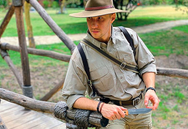  Основатель и руководитель Kizlyar Supreme Константин Куликов сам придумывает названия и будущий функционал ножей и активно участвует в их разработке