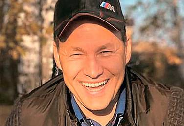 ПРЕДОСТАВЛЕНО КОМПАНИЕЙ «ДИРЕКТА» Бывший офицер Владимир Парчин после демобилизации создал в Новосибирске компанию «Директа» по производству перфорации и саморезов