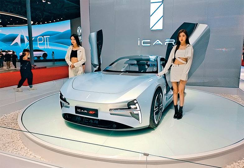 Алексей Грамматчиков Новый китайский бренда iCar представил концепт GT — компактное электрическое купе с подъемными дверями и штурвалом вместо руля