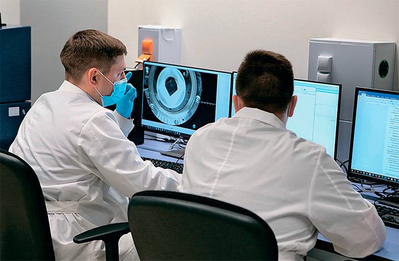 ПРЕДОСТАВЛЕНО ТМК ТМК разрабатывает стали и сплавы для высокотехнологичных труб в НТЦ в Сколково