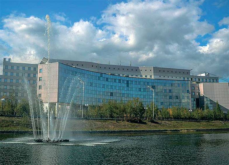  Северо-Восточный федеральный университет (Якутск)