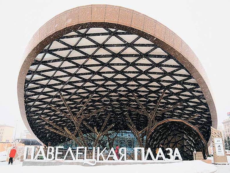  Прозрачные сетчатые входы в подземный комплекс должны интегрировать торговый центр и парк