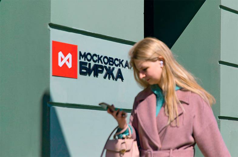 МИХАИЛ ГРЕБЕНЩИКОВ / РБК 