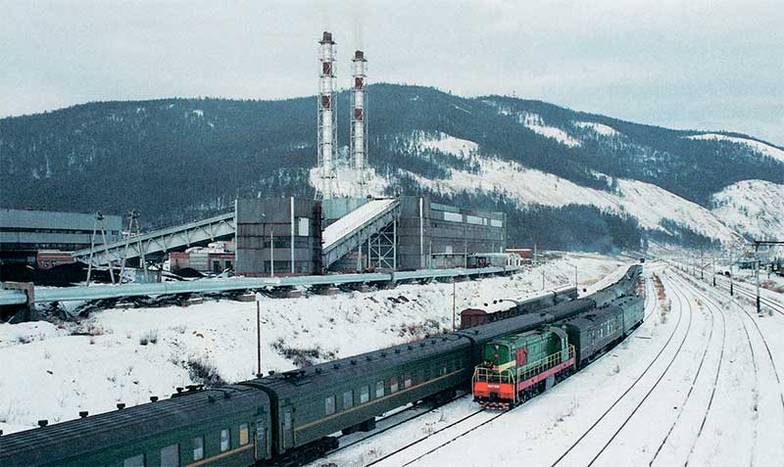 TASS Северобайкальск находится на самой северной оконечности озера, и ни в каких планах развития туризма на ближайшие годы он не учитывается. Причина — плохая транспортная доступность