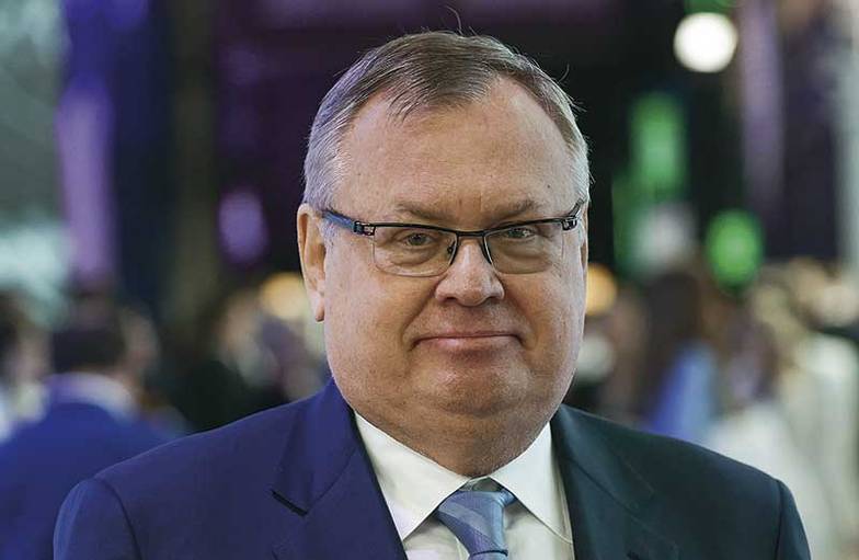 КИРИЛЛ КУХМАРЬ/ФОТОХОСТ-АГЕНТСТВО ТАСС Глава ВТБ Андрей Костин ждет прибыли в 2023 году, но дивидендов пока не обещает