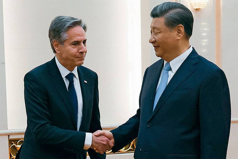 AP/TASS В Пекин с официальным визитом наконец-то прибыл госсекретарь США Энтони Блинкен и был удостоен ранее не анонсированной встречи с Си Цзиньпином