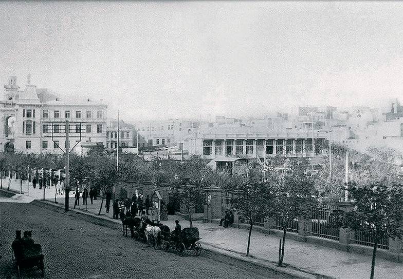  К началу XX века быстрорастущий Баку стал одним из крупнейших городов Российской империи