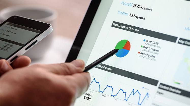 Бизнес в Москве получит больше возможностей для новых контрактов из-за увеличения авансирования - эксперт