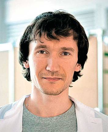 ИЗ ЛИЧНОГО АРХИВА СЕРГЕЯ СЕДЫХ Сотрудник ИХБФМ СО РАН Сергей Седых