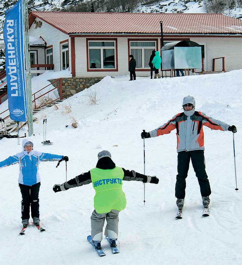 ИТАР-ТАСС/АЛЕКСАНДР КОЛБАСОВ Горнолыжный курорт на горе Гладенькая имеет международные сертификаты FIS
