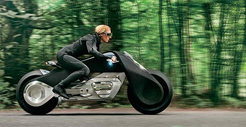 BMW Motorrad В 2016 году, к своему вековому юбилею, в BMW построили несколько концептов (по одному для каждого бренда и суббренда), показывающих видение будущих про- дуктов концерна на следующее столетие. В отличие от 4-колесных концептов, BMW Motorrad Vision Next 100 работы Жукова не был самоуправляемым. Зато мог стоять на месте без подставки (в компании как раз экспериментировали тогда с системой гиростабилизации мотоцикла), а рама имела изменяемую на ходу геометрию. При этом внешность перекликалась с самым первым мотоциклом марки, R23 1923 года.