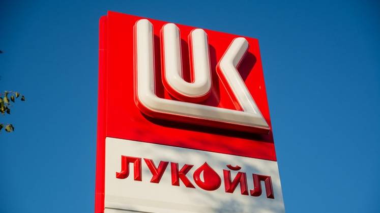 Собрание акционеров «ЛУКойла» утвердило дивиденды за 2022 год в 438 руб. на акцию