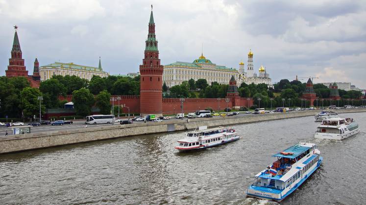 Путин пообещал Таджикистану военную помощь