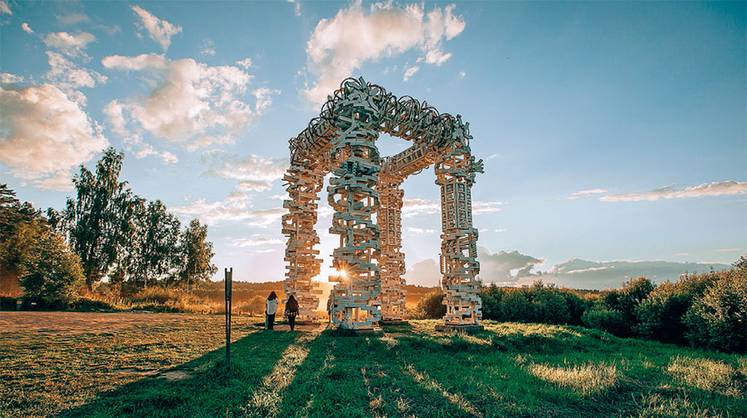 «Игра в предсказания» в Никола-Ленивце