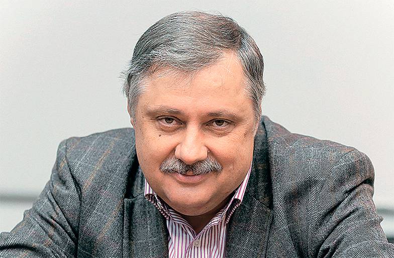 ДМИТРИЙ ЛЫКОВ 