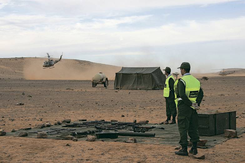 ABDELJALIL BOUNHAR/AP/TASS ООН определяет Западную Сахару как недеколонизированную территорию и не признает суверенитета ни Марокко, ни САДР. Подобный статус поддерживают 60% членов ООН