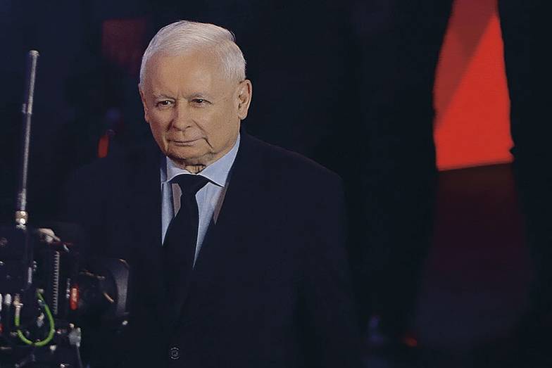 EPA/ZBIGNIEW MEISSNER Лидер правящей партии «Право и справедливость» Ярослав Качиньский
