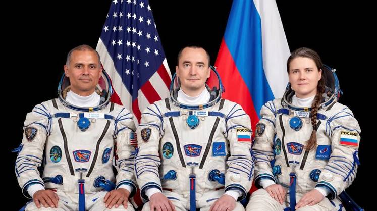 Глава NASA прибыл на Байконур, чтобы проводить экипаж «Союз МС-29» к МКС