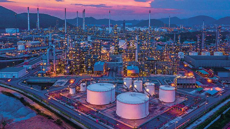  Крупнейший в мире НПЗ Jamnagar